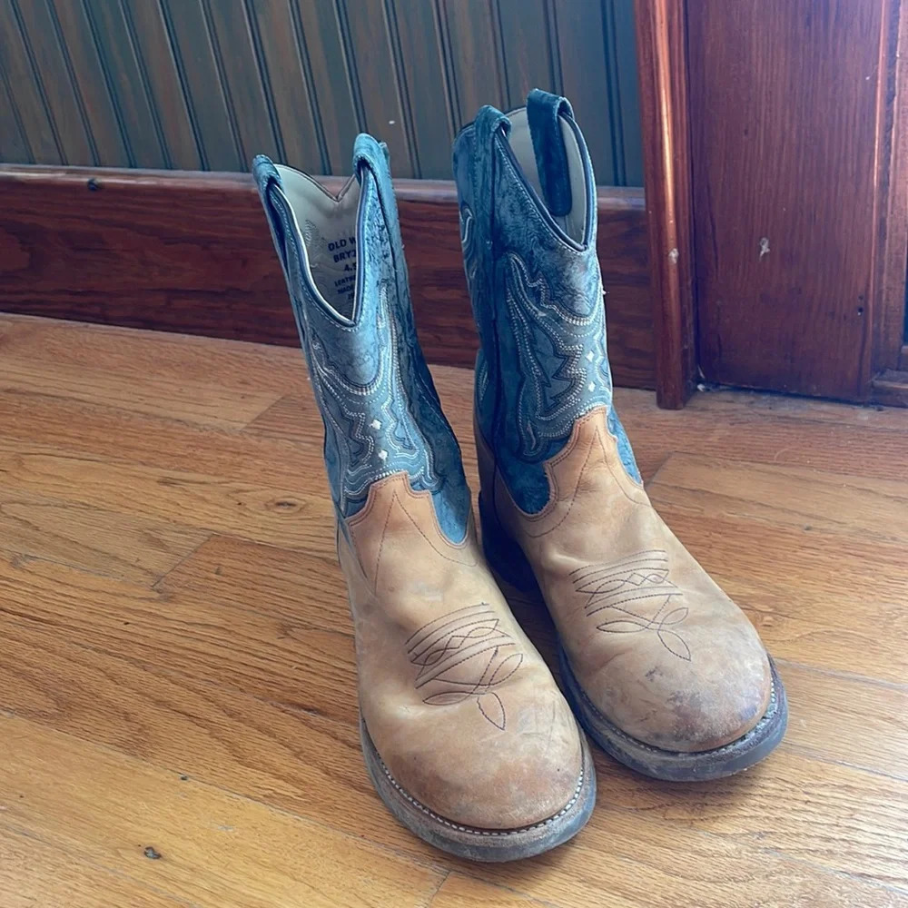 Old West boys green and tan boots size 4.5D